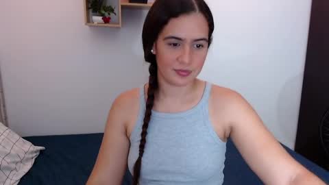 Snapshot of mia_danielsx chatting on 12-15-24, 01:35 Mia online show from 12-15-24, 01:35