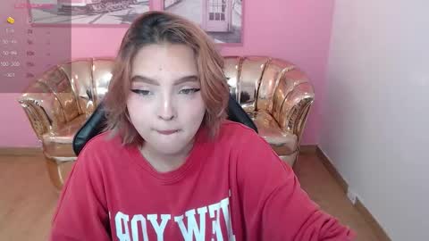 Mia online show from 11-11-25, 12:38