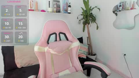 Mia online show from 01-09-26, 02:14