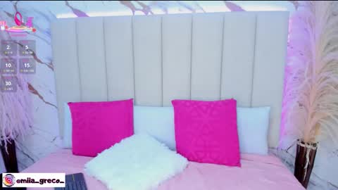 mia_greco_ online show from 10-11-25, 08:51