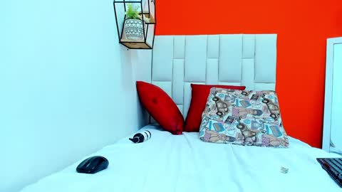 MIA online show from 01-28-25, 05:46