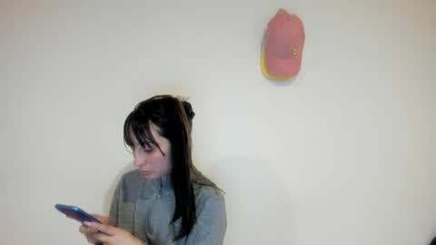 mia kaneee online show from 11-20-25, 04:56