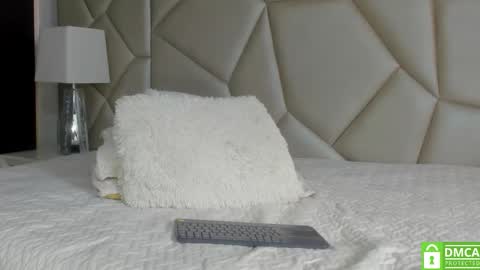 mia_kleim1 online show from 02-03-26, 07:08