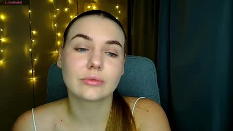 mia_lemm online show from 10-23-25, 06:34