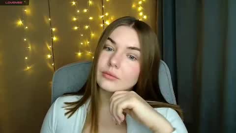 mia_lemm online show from 11-20-25, 07:08