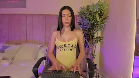 mia_mtnz02 online show from 11-26-25, 12:00