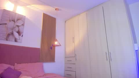 Mia Nevaeh - follow me online show from 04-12-26, 07:30