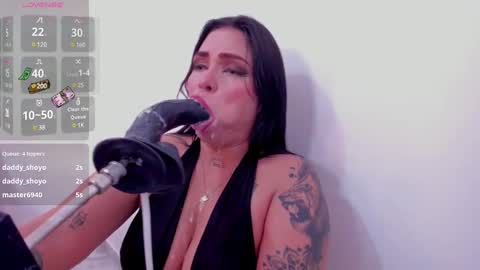 mia novoa online show from 03-05-25, 09:04