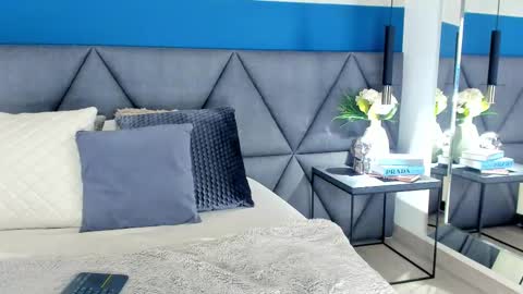 Snapshot of mia_roswell chatting on 10-30-25, 12:12 MIA online show from 10-30-25, 12:12