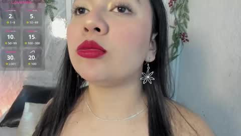 Mia Roux online show from 11-10-25, 05:28