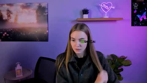 mia_starrr_ online show from 11-10-25, 09:52