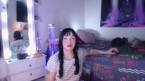 Snapshot of mia_starss chatting on 01-17-26, 02:16 Mia online show from 01-17-26, 02:16