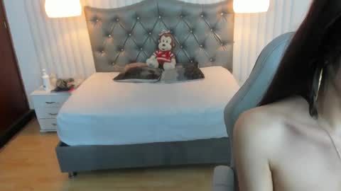 Snapshot of mia_vanucci chatting on 03-05-25, 06:44 Mia Vanucci online show from 03-05-25, 06:44