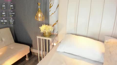 mia vixenn  online show from 01-09-26, 12:13