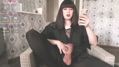 mia_wallase online show from 01-07-25, 03:33