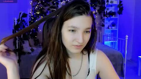 Mia online show from 02-11-26, 10:20