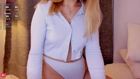 Mia White  online show from 12-01-25, 12:54