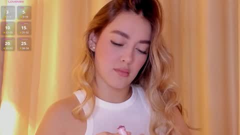 Snapshot of mia_white11 chatting on 03-13-26, 01:07 Mia White online show from 03-13-26, 01:07