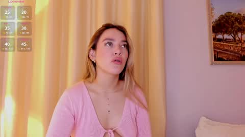 Snapshot of mia_white11 chatting on 04-06-26, 01:23 Mia White online show from 04-06-26, 01:23