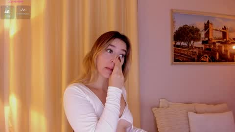 Snapshot of mia_white11 chatting on 04-13-26, 01:16 Mia White online show from 04-13-26, 01:16