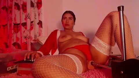 Snapshot of miaa_cameron1 chatting on 12-11-24, 02:22 Mia online show from 12-11-24, 02:22
