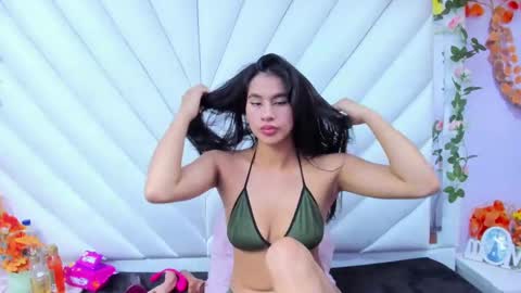 miaa_davis_ online show from 10-01-25, 03:34