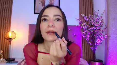 Snapshot of miaa_queen2 chatting on 02-13-26, 11:17 Mia online show from 02-13-26, 11:17