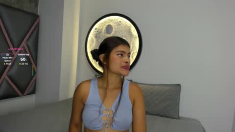 Mia online show from 09-18-25, 11:45