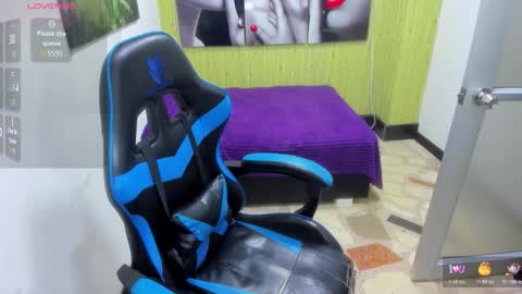       online show from 11-29-25, 03:48