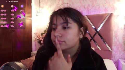 miaa_smiith1 online show from 02-26-25, 12:14