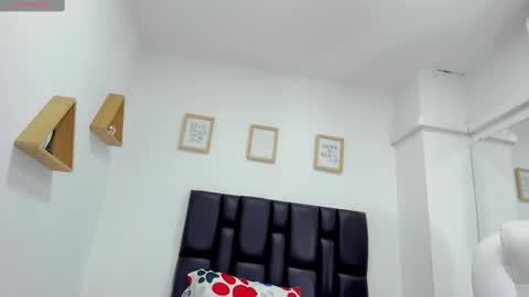 Snapshot of miaa_sofiaa chatting on 01-16-25, 03:56 mia sofia online show from 01-16-25, 03:56