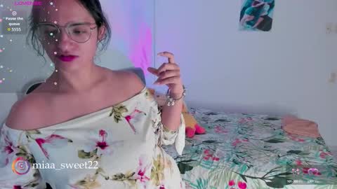 Maria Fernanda online show from 10-08-25, 04:32