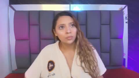 Mia online show from 02-24-26, 12:03