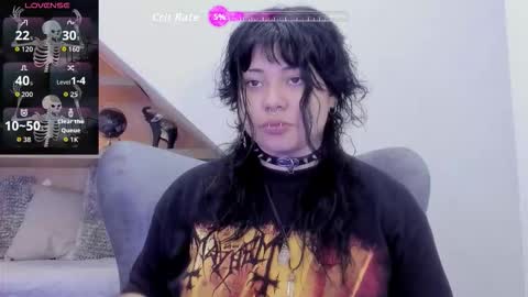 Mia online show from 02-05-26, 12:21