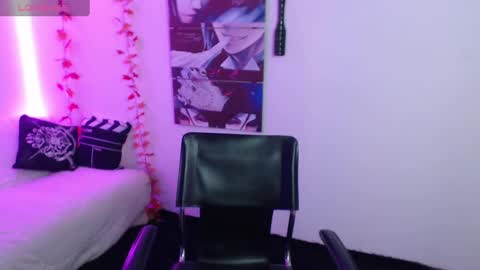 miablack_k online show from 12-08-24, 07:32