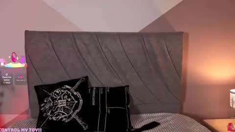 miablack_k online show from 10-11-25, 09:13