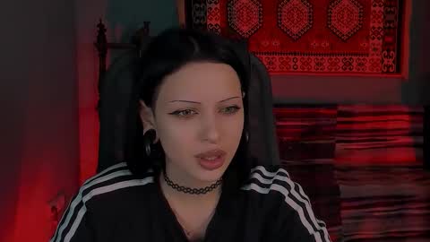 MiaCain online show from 09-30-25, 06:02