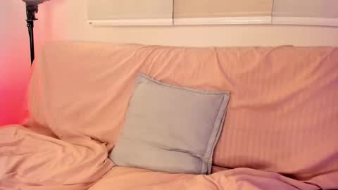 Snapshot of miadanielss chatting on 11-22-25, 01:04 IG Yojanagomez online show from 11-22-25, 01:04