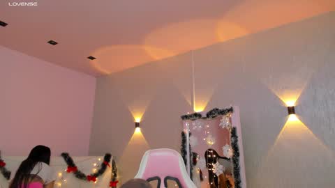 Mia Gomez online show from 12-10-24, 01:33