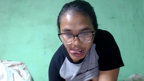 Snapshot of miagracyh88 chatting on 09-21-25, 04:25 miagracyh88 online show from 09-21-25, 04:25