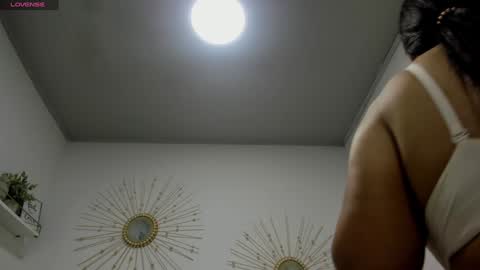 Miah Collins online show from 01-24-25, 09:06