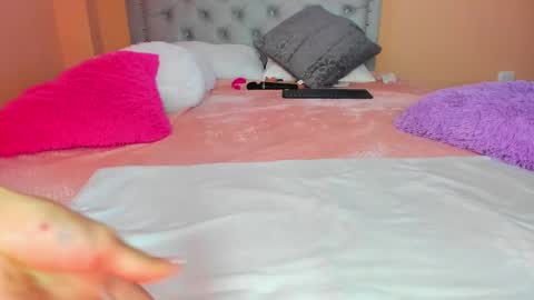 Miah  online show from 01-26-25, 09:51