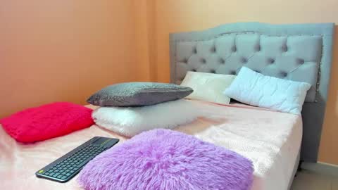 Miah  online show from 02-09-25, 07:19