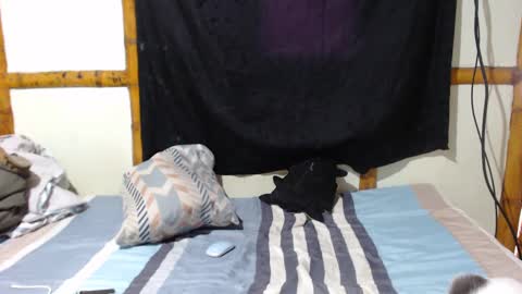 Mia  Sam online show from 10-06-25, 08:39