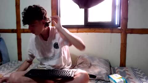 Mia  Sam online show from 12-20-25, 06:26