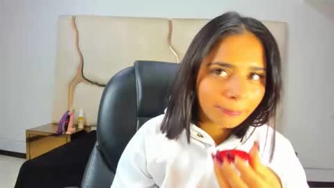Snapshot of miahsex69 chatting on 09-15-25, 03:06 miahsex69 online show from 09-15-25, 03:06