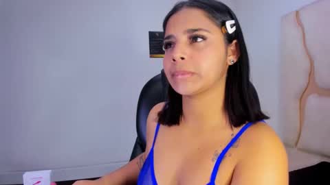 Snapshot of miahsex69 chatting on 11-12-25, 03:18 miahsex69 online show from 11-12-25, 03:18