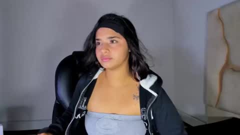 Snapshot of miahsex69 chatting on 11-17-25, 04:07 miahsex69 online show from 11-17-25, 04:07