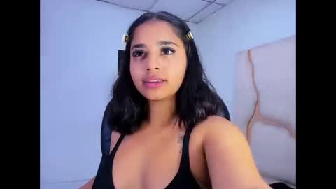 Snapshot of miahsex69 chatting on 12-02-25, 02:28 miahsex69 online show from 12-02-25, 02:28