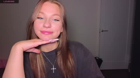 milanaaaa online show from 02-05-25, 10:01